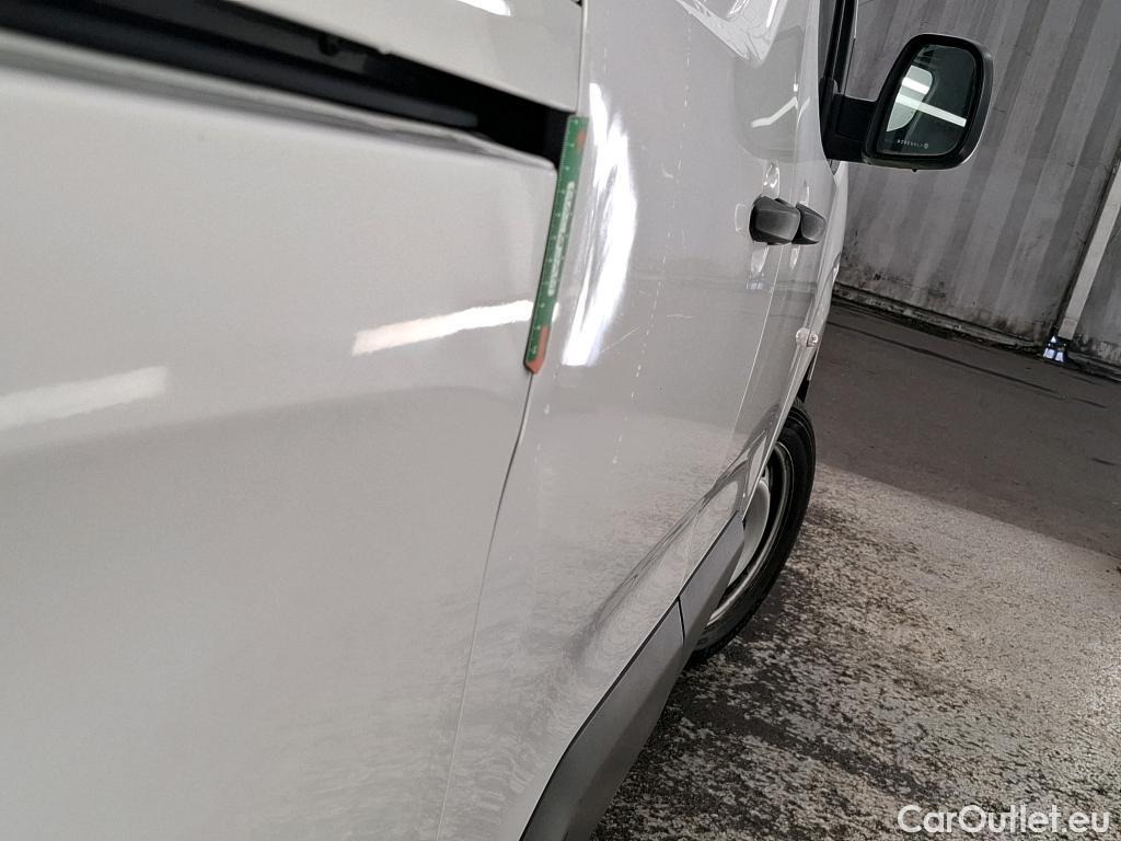  Citroen  Berlingo  Fourgon Club XL 950 1.5 BlueHDi 130CV BVA8 E6dT #18