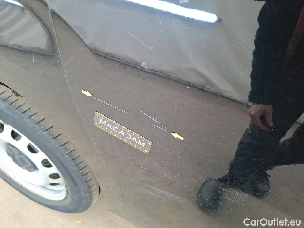  Citroen  Berlingo  Fourgon Club M 1000 1.5 BlueHDi 130CV BVA8 E6dT #21