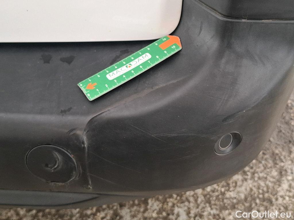  Citroen  Berlingo  Fourgon Club XL 950 1.5 BlueHDi 130CV BVA8 E6dT #7