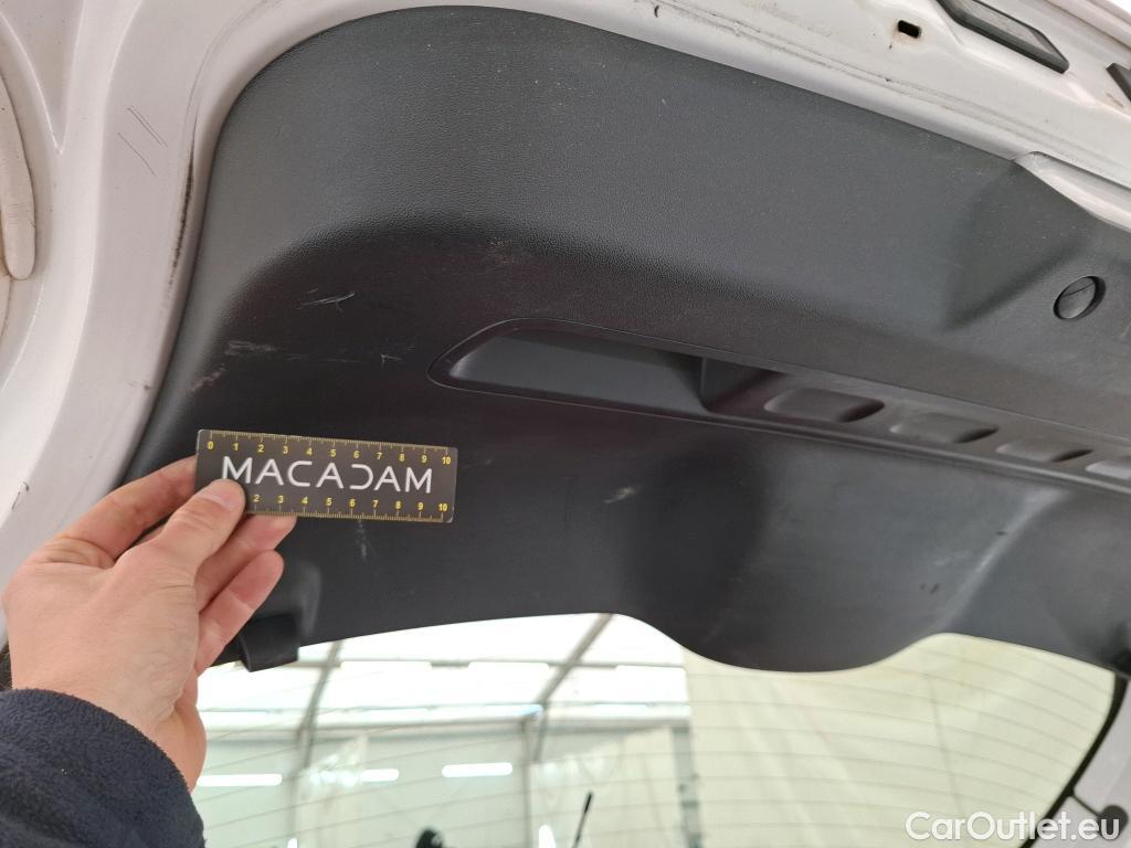  Citroen  C3  Société Feel Nav 1.5 BlueHDI 100CV BVM6 E6dT #47