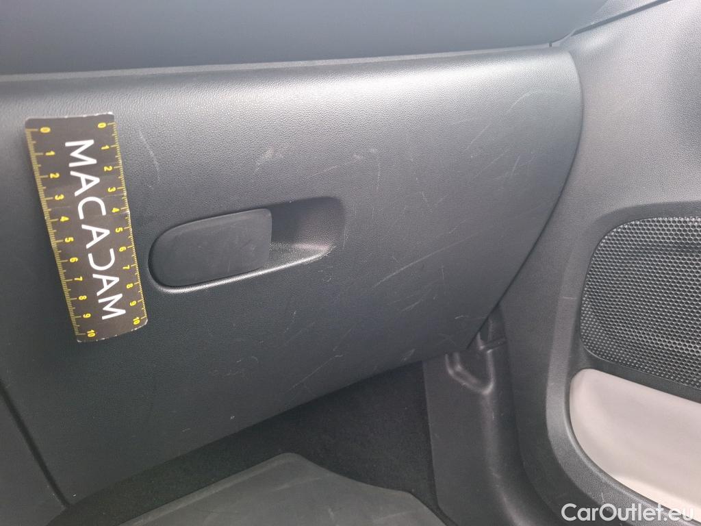  Citroen  C3  Société Feel 1.5 BlueHDI 100CV BVM5 E6dT #27