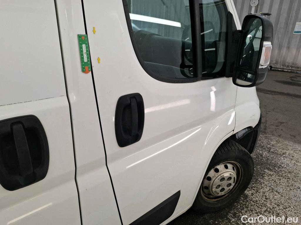  Citroen  Jumper CITROEN  / 2014 / 4P / Fourgon tôlé 33 L1H1 BlueHDi 120 S&S BVM6 Club #58