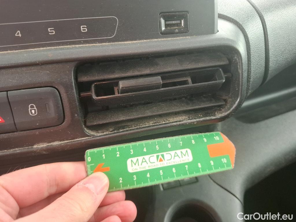  Citroen  Berlingo  Fourgon Club M 650 1.5 BlueHDi 75CV BVM5 E6dT #23