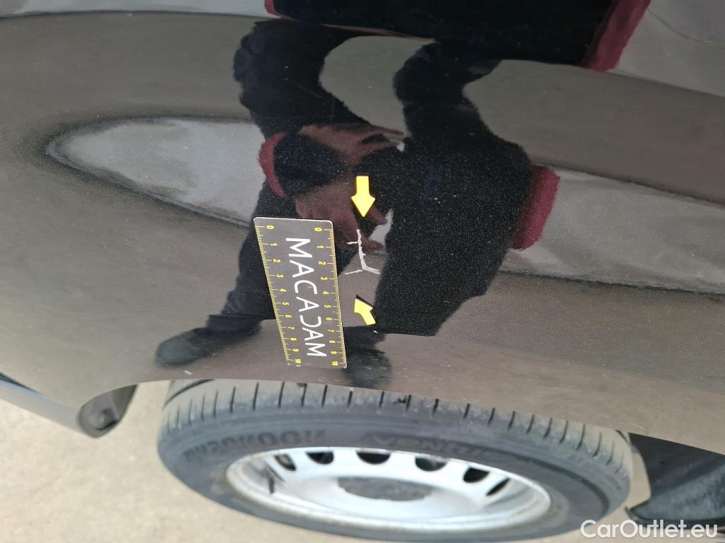  Citroen  Berlingo  Fourgon Club M 1000 1.5 BlueHDi 130CV BVA8 E6dT #75