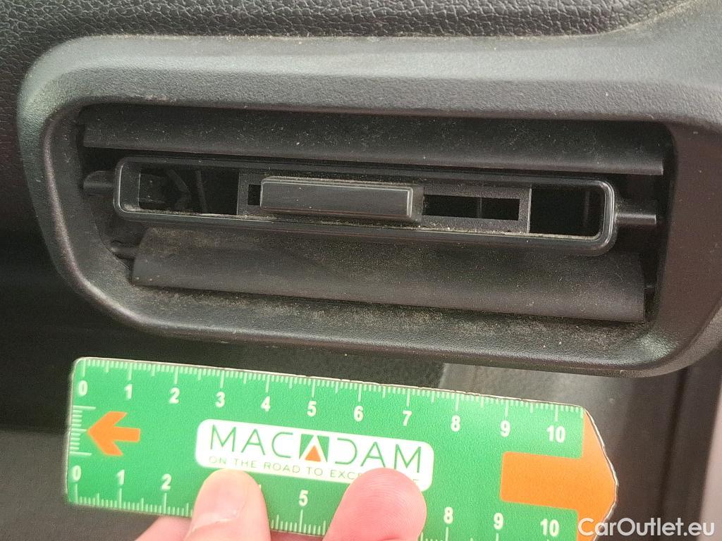  Citroen  Berlingo  Fourgon Club M 650 1.5 BlueHDi 75CV BVM5 E6dT #28