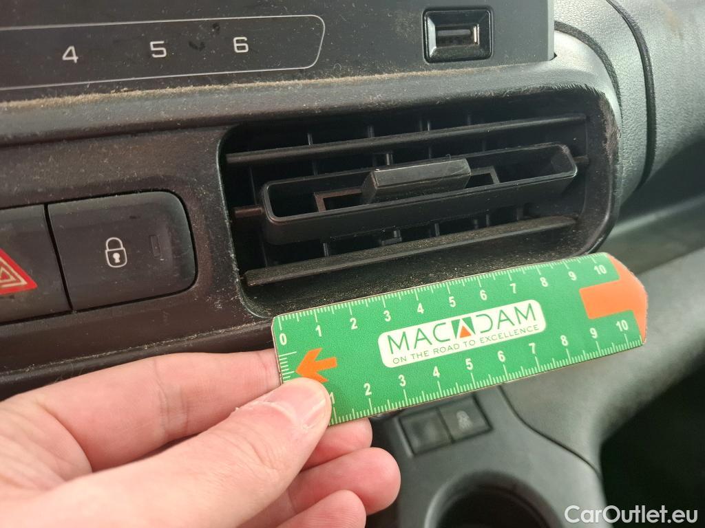  Citroen  Berlingo  Fourgon Club XL 950 1.5 BlueHDi 100CV BVM5 E6dT #36