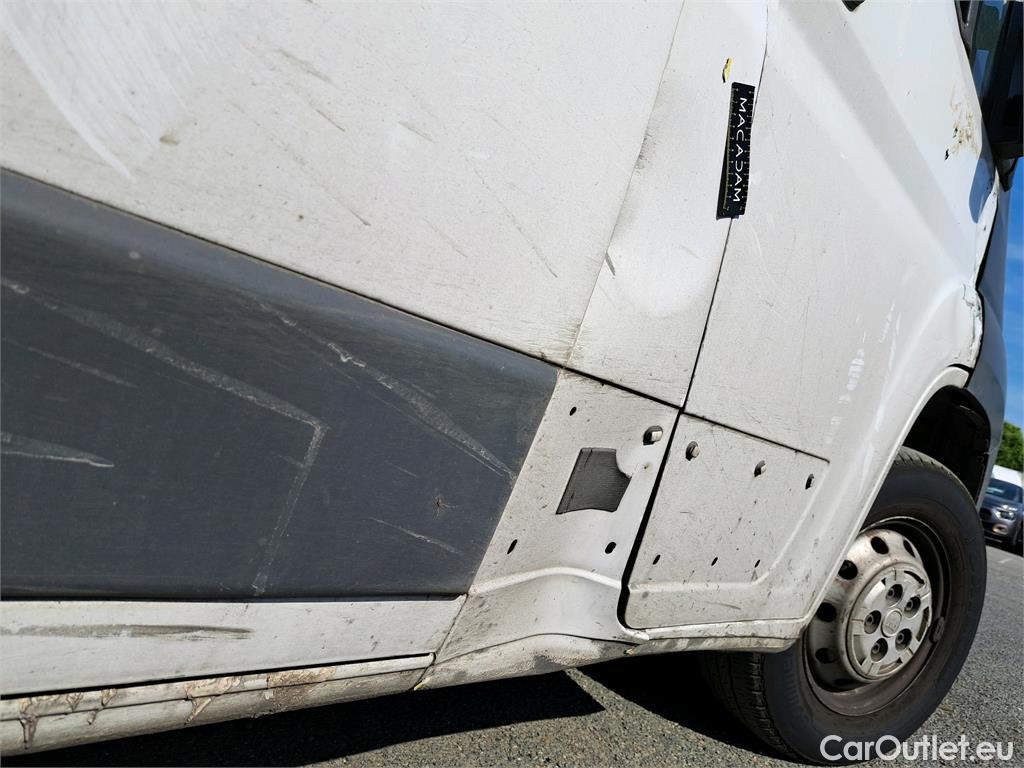  Fiat  Ducato FIAT  VU 4p Fourgon 3.0 M H2 2.3 Multijet 130 Pack Pro Nav #60