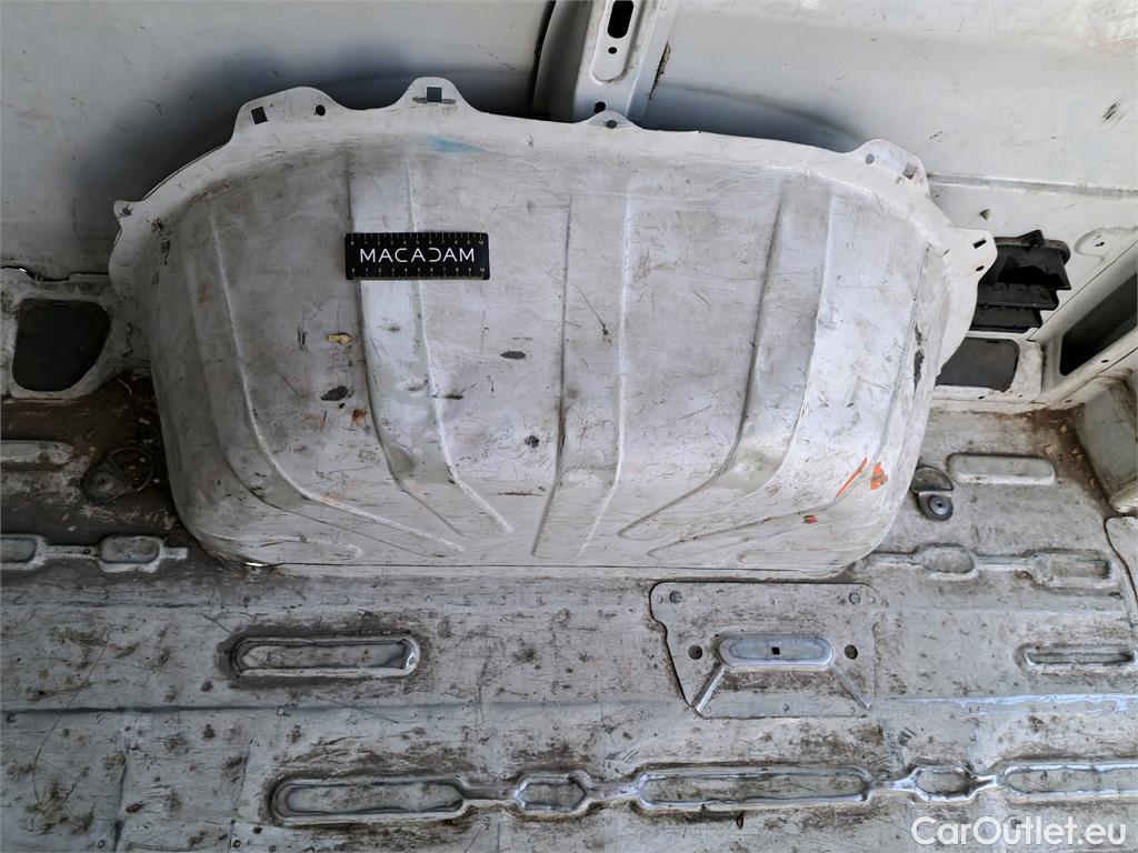  Fiat  Ducato FIAT  VU 4p Fourgon 3.0 M H2 2.3 Multijet 130 Pack Pro Nav #214