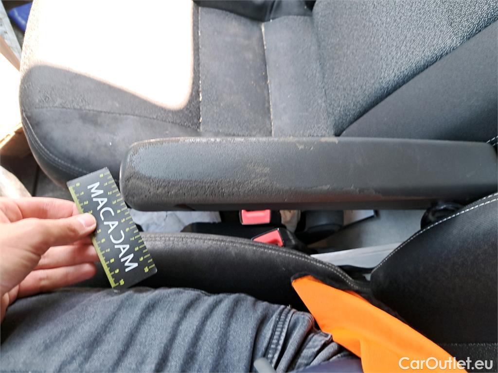  Fiat  Ducato FIAT  VU 4p Fourgon 3.0 M H2 2.3 Multijet 130 Pack Pro Nav #111