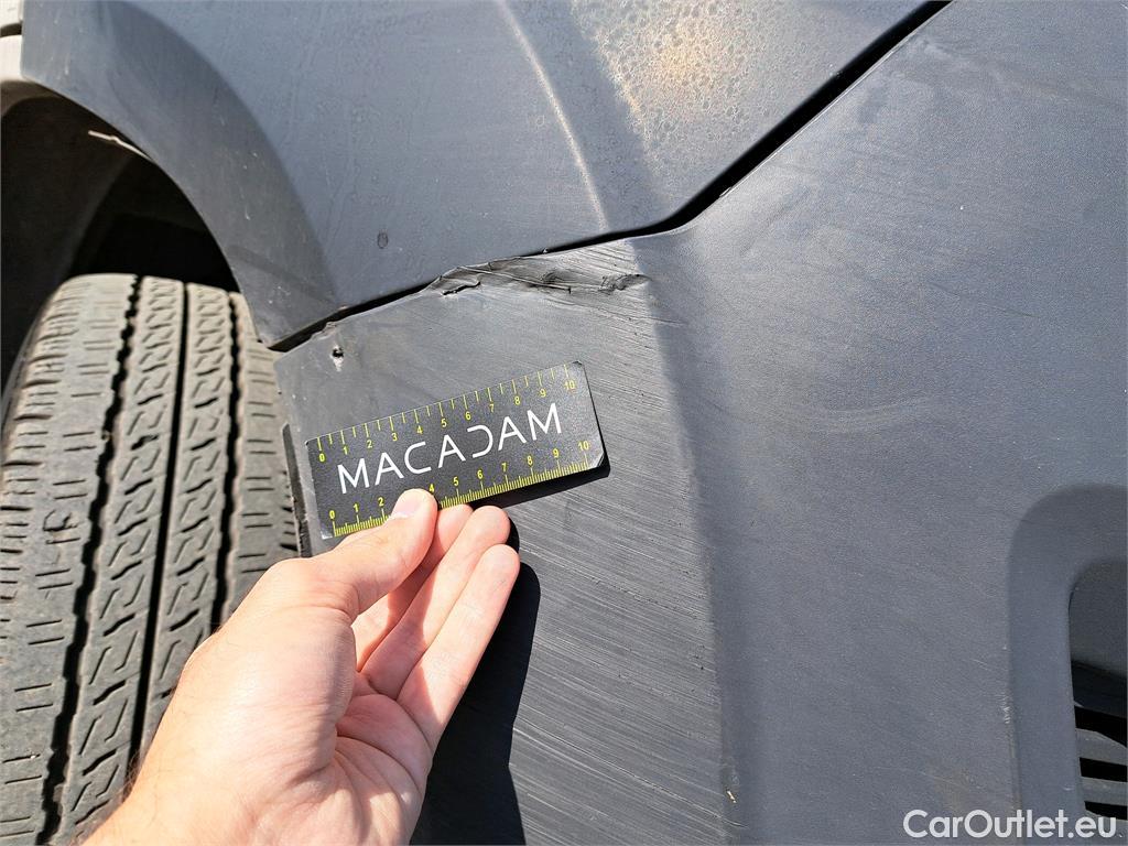  Fiat  Ducato FIAT  VU 4p Fourgon 3.0 M H2 2.3 Multijet 130 Pack Pro Nav #80