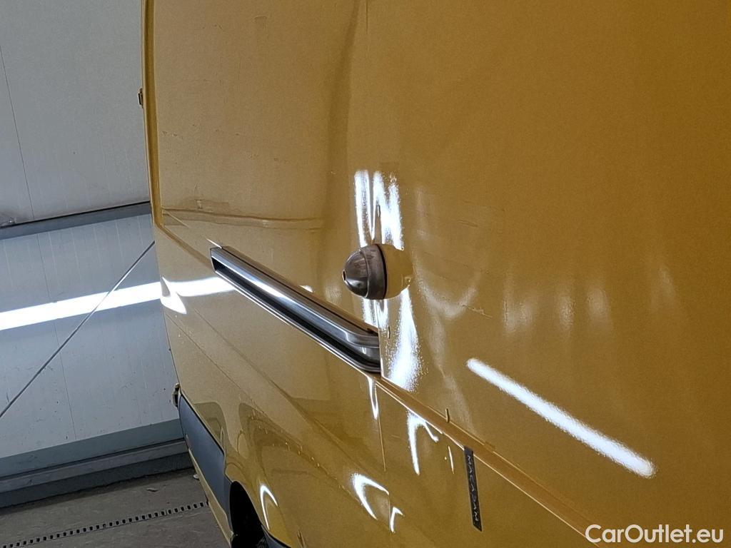  Mercedes  Sprinter MERCEDES-BENZ  / 2018 / 4P / Fourgon tôlé 315 FG 43 3,5t PRO Prop Léger #8