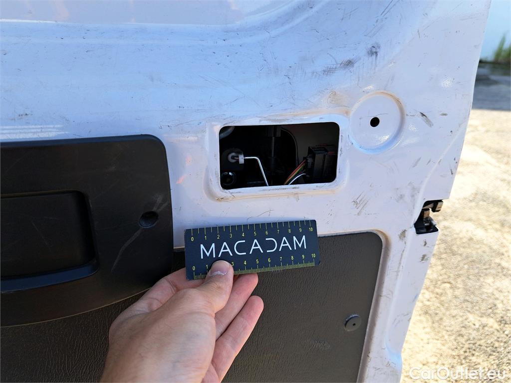  Fiat  Ducato FIAT  VU 4p Fourgon 3.0 M H2 2.3 Multijet 130 Pack Pro Nav #187