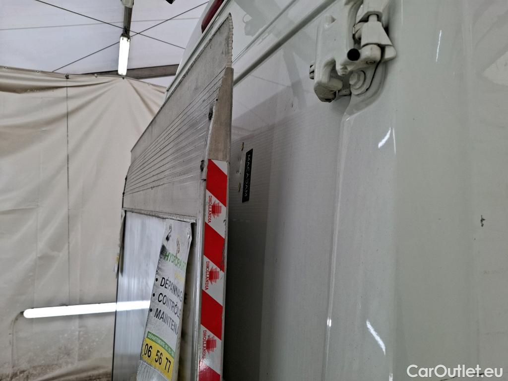  Peugeot  Boxer PEUGEOT  VU 4p Fourgon BLUEHDI 130 S&S PREMIUM 335 L3H2 #12