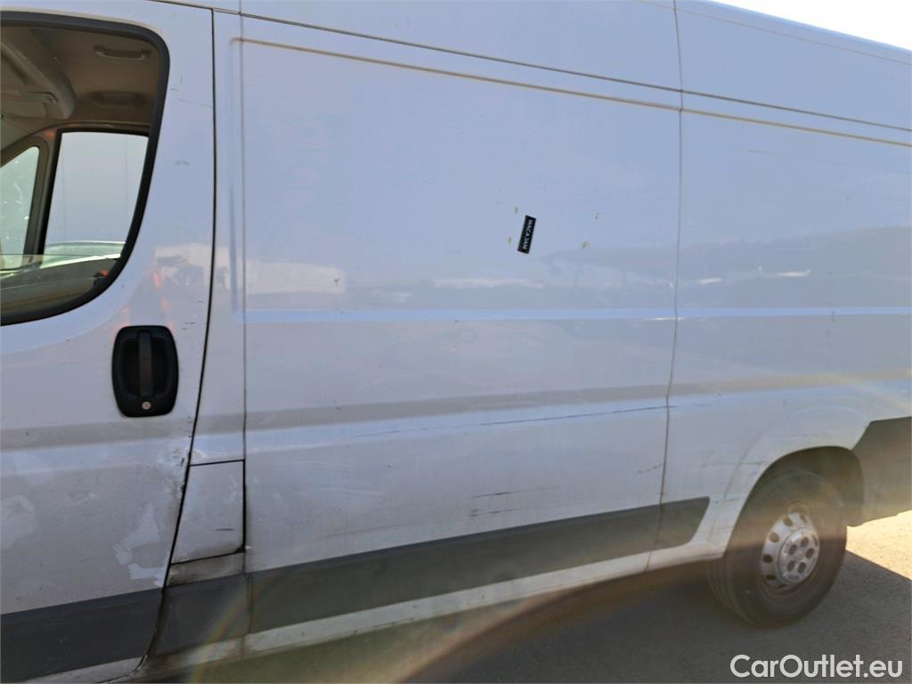  Fiat  Ducato FIAT  VU 4p Fourgon 3.0 M H2 2.3 Multijet 130 Pack Pro Nav #149