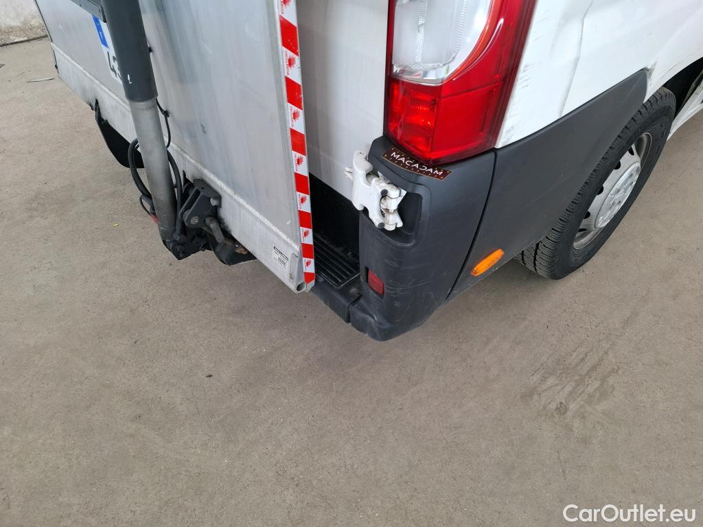  Peugeot  Boxer PEUGEOT  VU 4p Fourgon BLUEHDI 130 S&S PREMIUM 335 L3H2 #16