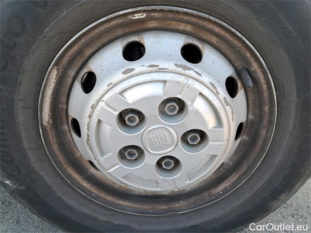  Fiat  Ducato FIAT  VU 4p Fourgon 3.0 M H2 2.3 Multijet 130 Pack Pro Nav #220
