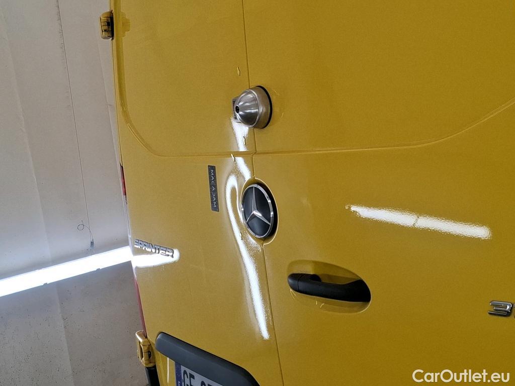  Mercedes  Sprinter MERCEDES-BENZ  / 2018 / 4P / Fourgon tôlé 315 FG 43 3,5t PRO Prop Léger #14