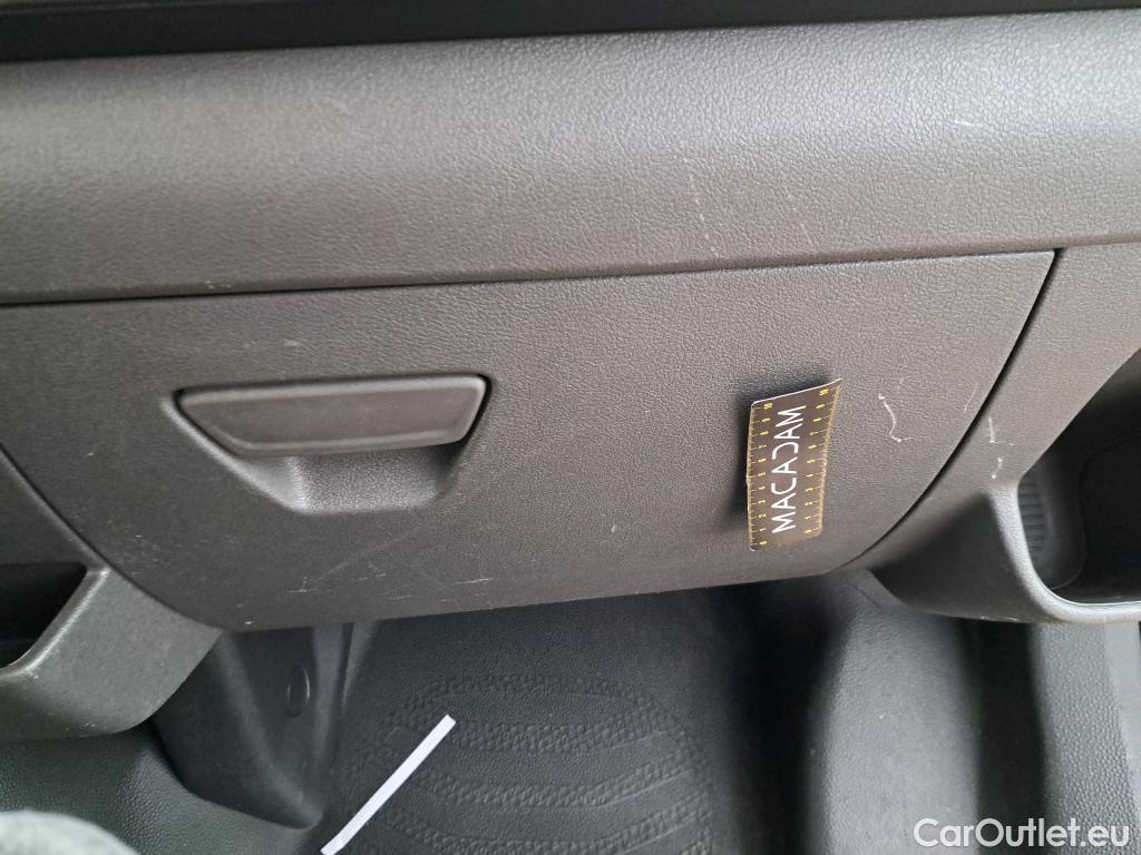  Ford  Transit FORD  / 2019 / 4P / Fourgon tôlé 2.0 ECOB 130PS 350 L3H3 FWD AMBIENTE #39