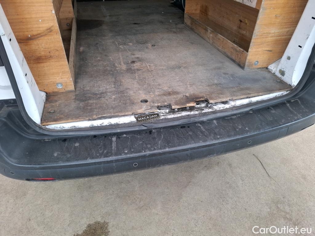  Citroen  Jumpy  Fourgon Club M 1.5 BlueHDi 100CV BVM6 E6d #28