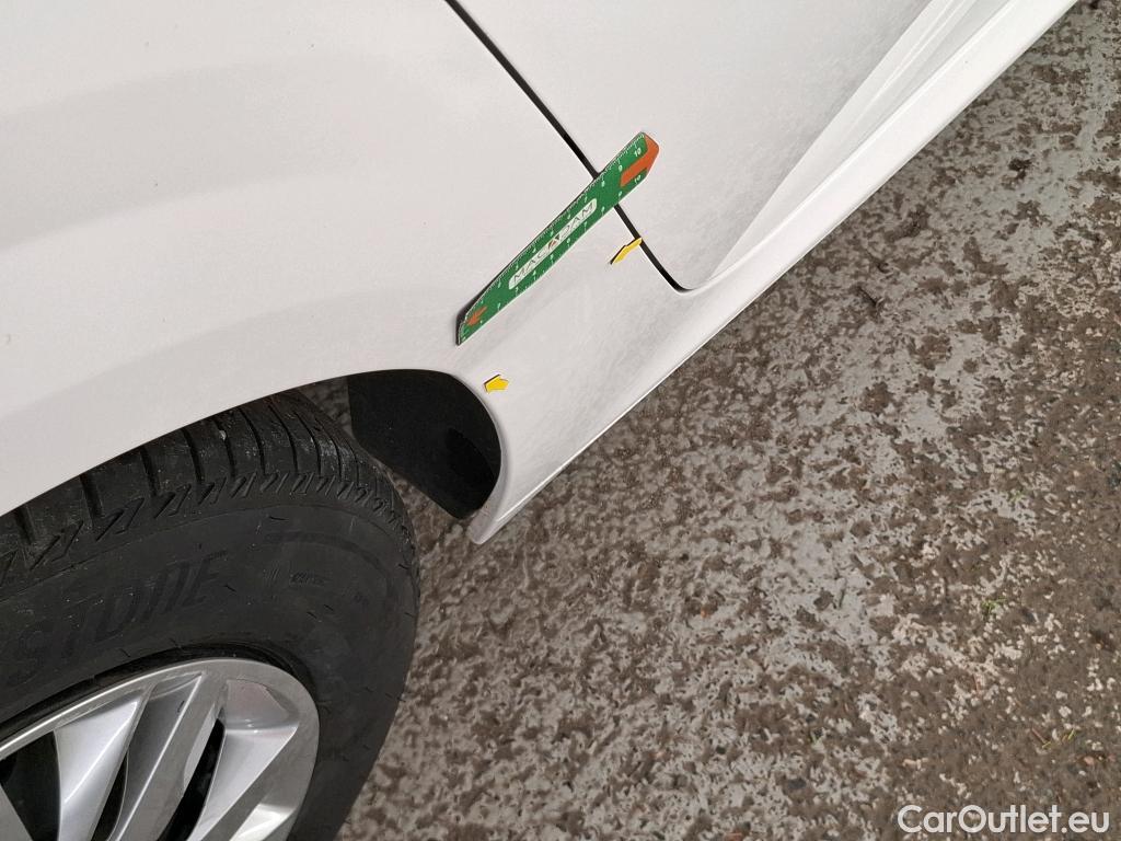  Peugeot  208  Premium 1.5 HDi 100CV BVM6 E6d #2