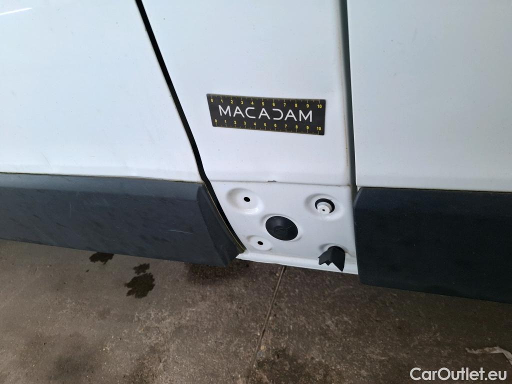  Renault  Trafic  Furgon Grand Confort L1H1 1200 1.6 dCi 125CV BVM6 E6 #25