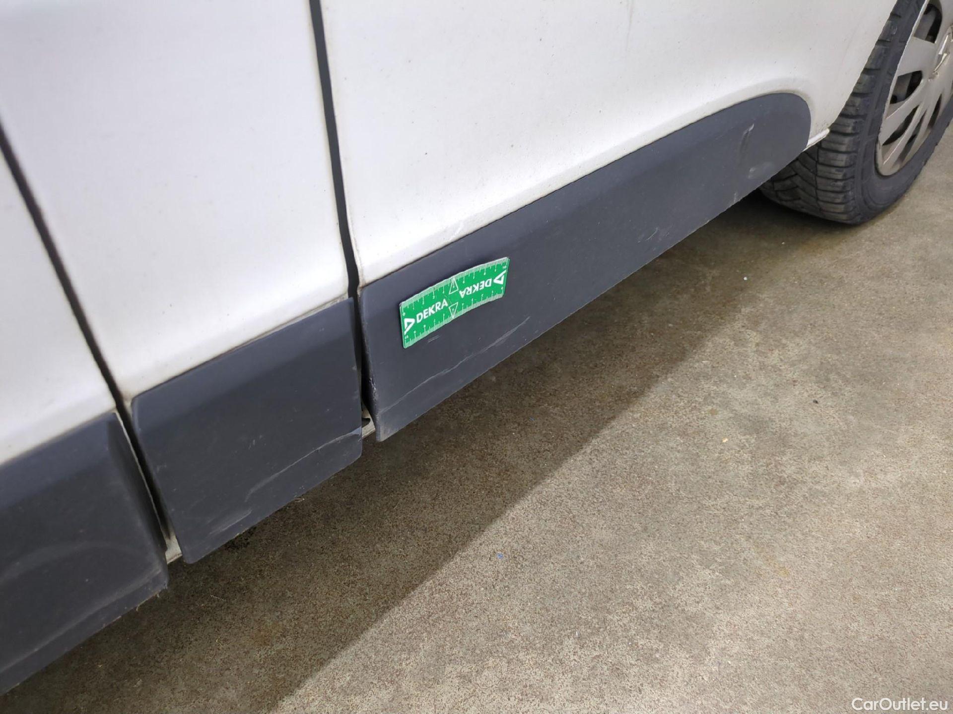  Renault  Trafic  Fourgon L2H1 1300 Confort 1.6 dCi #10