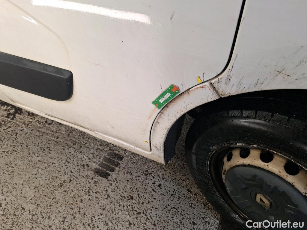  Renault  Master RENAULT  VU 4p Fourgon GD CONFORT 3500 L2H2 Energy dCi 125 #12