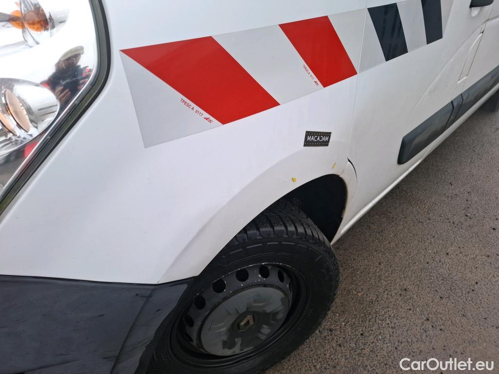  Renault  Master  III Fourgon L2H2 3 5 Grand Confort dCi 130CV BVM6 E6 #15