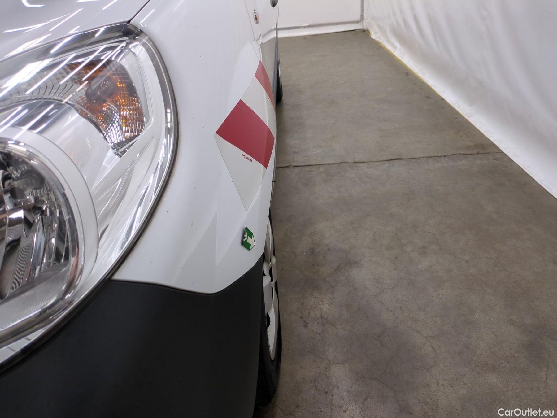  Renault  Kangoo  II Express Extra (Série Spéciale) 1.5 dCi 95CV BVM6 E6dT #20