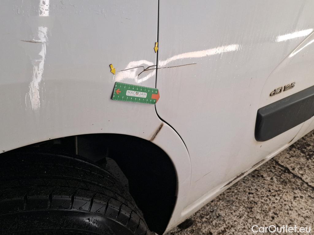  Renault  Master RENAULT  VU 4p Fourgon GD CONFORT 3500 L2H2 Energy dCi 125 #23