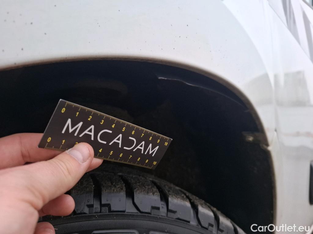  Renault  Master  III Fourgon L2H2 3 5 Grand Confort dCi 130CV BVM6 E6 #37