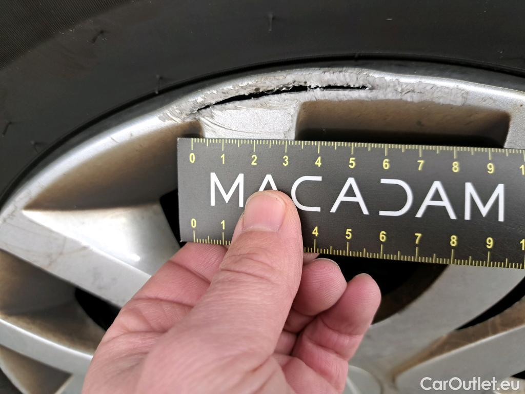  Renault  Clio RENAULT  Société VU 5p Berline Air Medianav dCi 90 - 18 #15