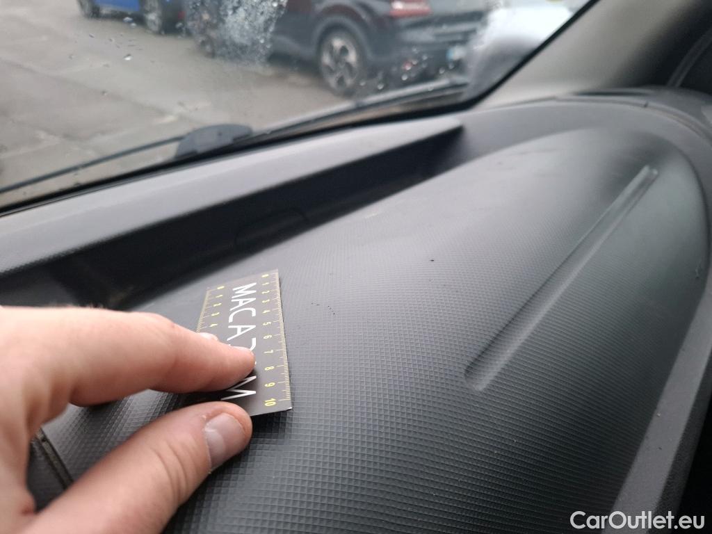  Renault  Master  III Fourgon L2H2 3 5 Grand Confort dCi 130CV BVM6 E6 #28