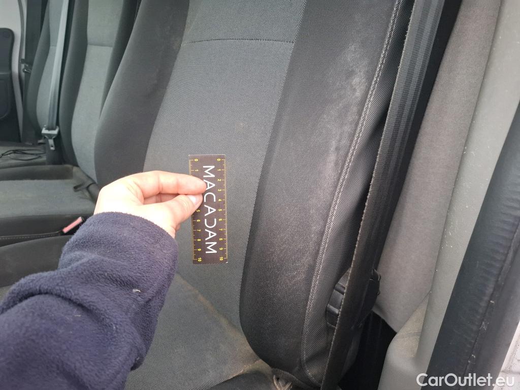  Renault  Master  III Fourgon L2H2 3 5 Grand Confort dCi 130CV BVM6 E6 #35