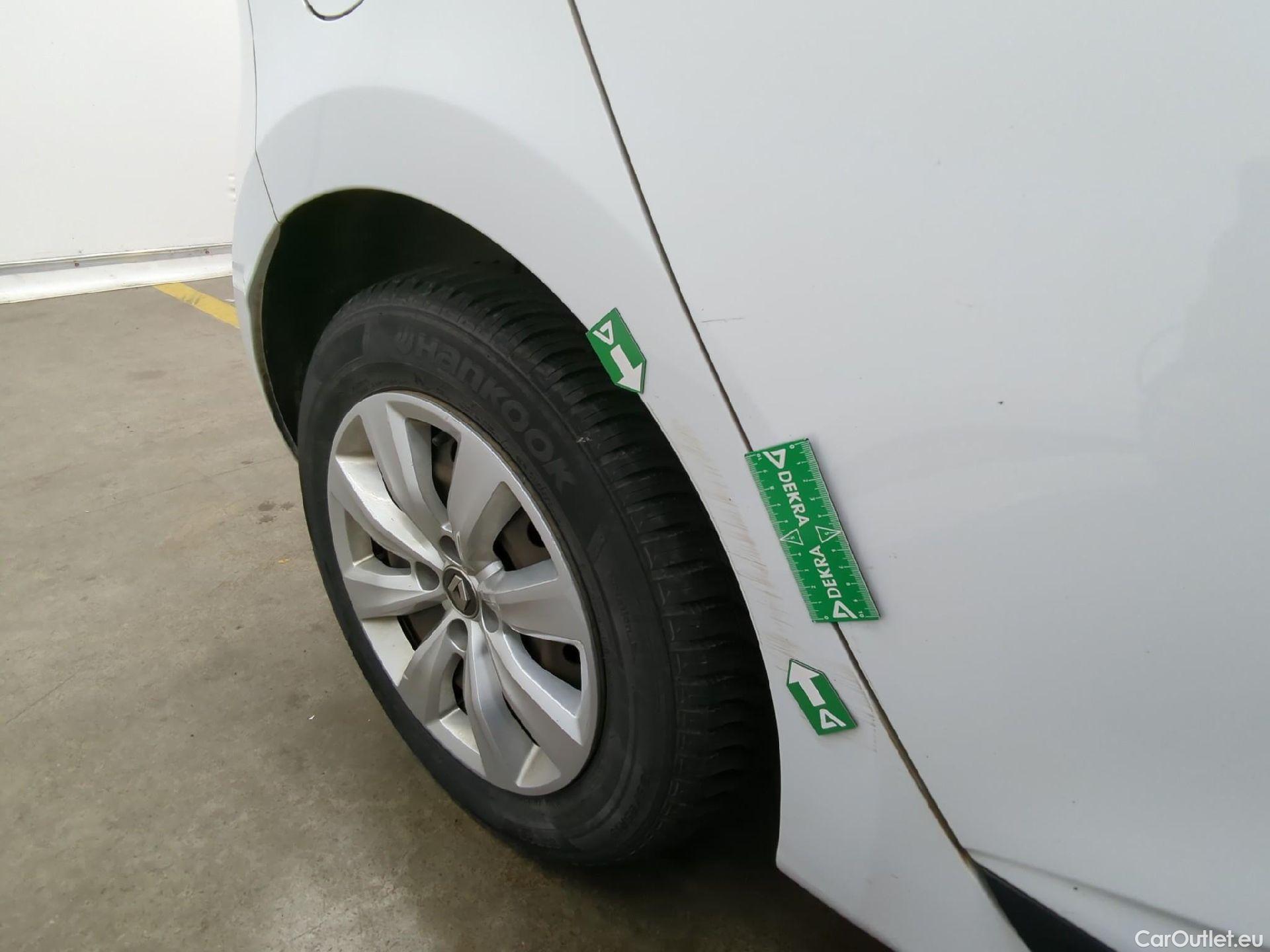  Renault  Clio  V Société Air Nav 1.5 dCi 85CV BVM6 E6dT #11