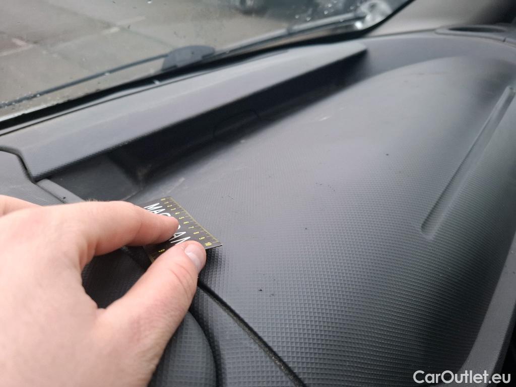  Renault  Master  III Fourgon L2H2 3 5 Grand Confort dCi 130CV BVM6 E6 #27