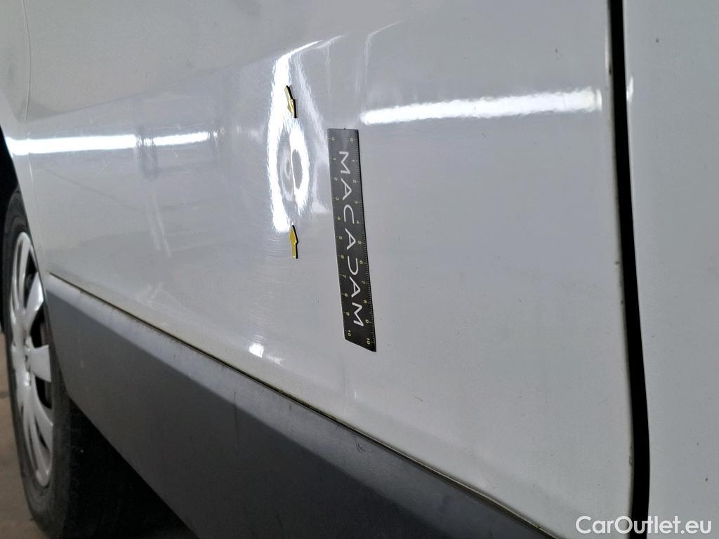  Renault  Trafic  Furgon Grand Confort L1H1 1200 1.6 dCi 125CV BVM6 E6 #6