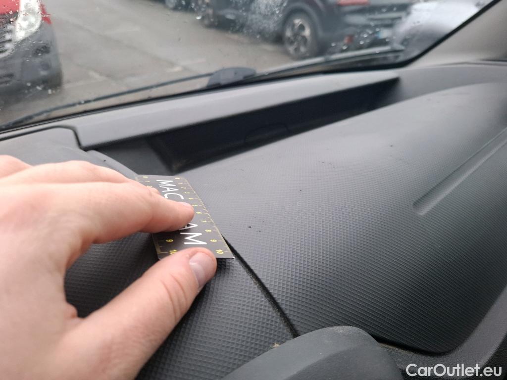  Renault  Master  III Fourgon L2H2 3 5 Grand Confort dCi 130CV BVM6 E6 #26