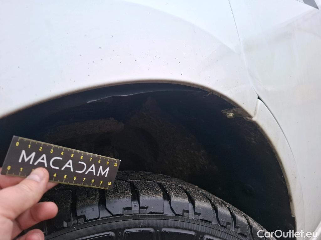  Renault  Master  III Fourgon L2H2 3 5 Grand Confort dCi 130CV BVM6 E6 #36