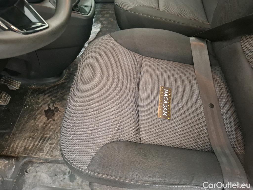  Renault  Trafic  III Fourgon L2H1 3T Confort 2.0 dCi 130CV BVM6 E6d #11