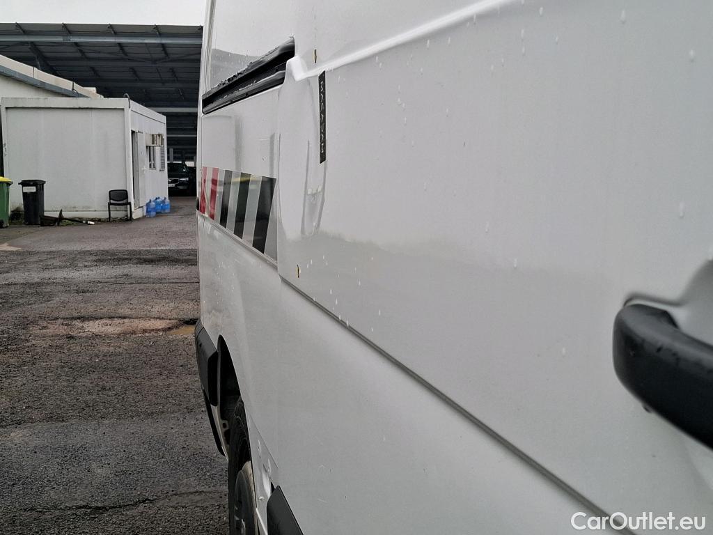  Renault  Master  Fourgon L2H2 3 5 Grand Confort dCi 130CV BVM6 E6 #17