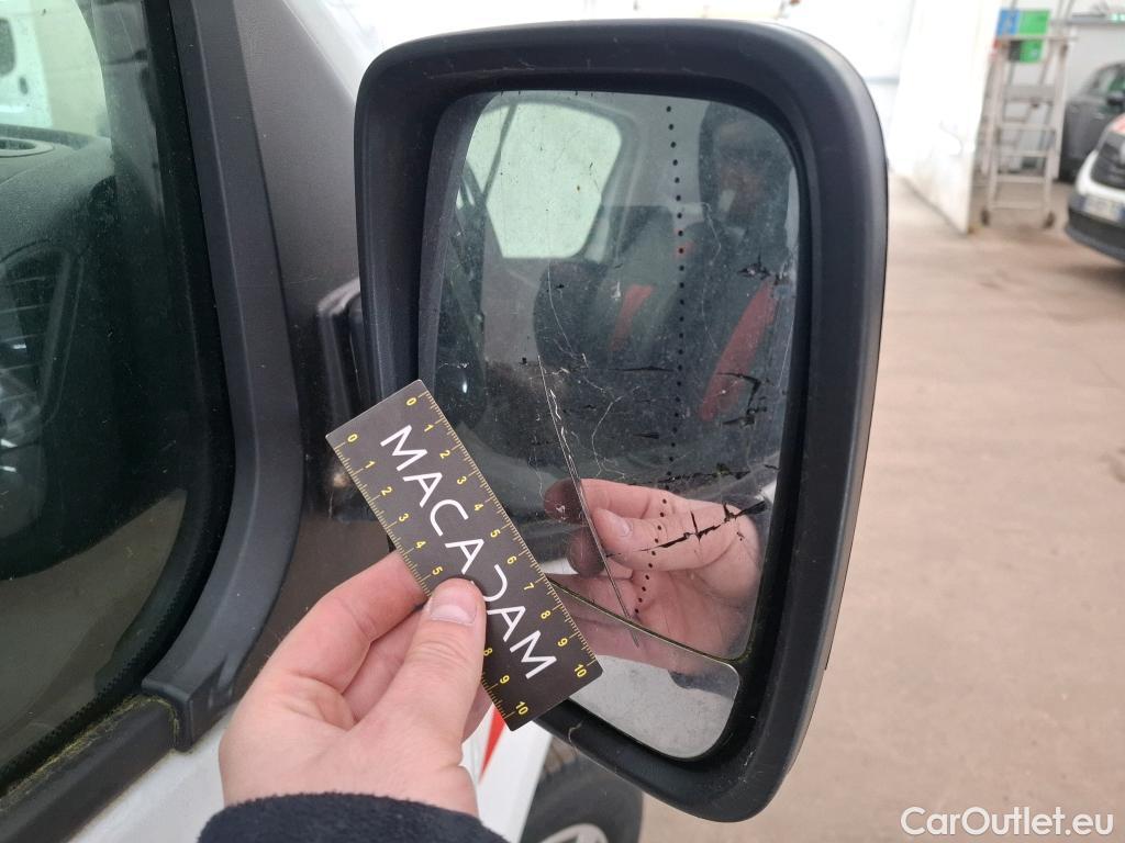  Renault  Trafic  Furgon Grand Confort L1H1 1200 1.6 dCi 125CV BVM6 E6 #24