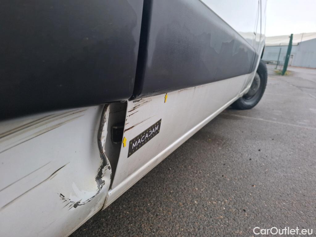  Renault  Master  III Fourgon L2H2 3 5 Grand Confort dCi 130CV BVM6 E6 #7
