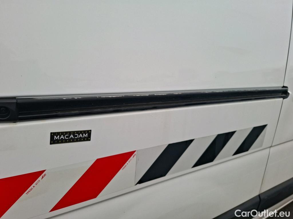  Renault  Master  III Fourgon L2H2 3 5 Grand Confort dCi 130CV BVM6 E6 #31