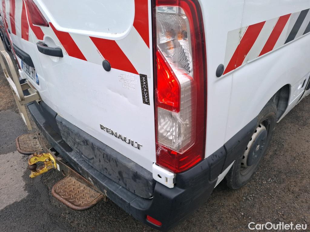  Renault  Master  Fourgon L2H2 3 5 Grand Confort dCi 130CV BVM6 E6 #35