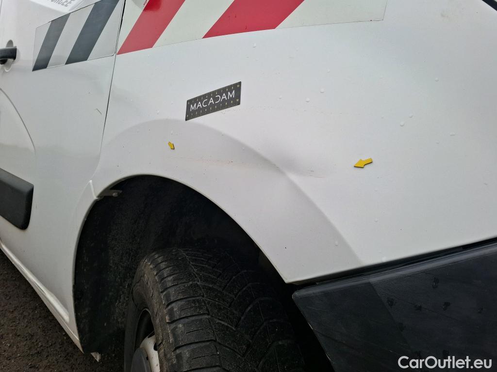  Renault  Master  Fourgon L2H2 3 5 Grand Confort dCi 130CV BVM6 E6 #26