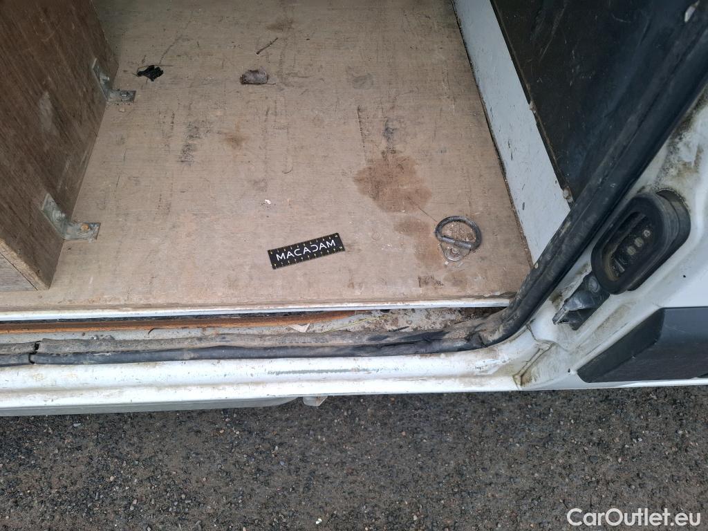  Renault  Master  Fourgon L2H2 3 5 Grand Confort dCi 130CV BVM6 E6 #41