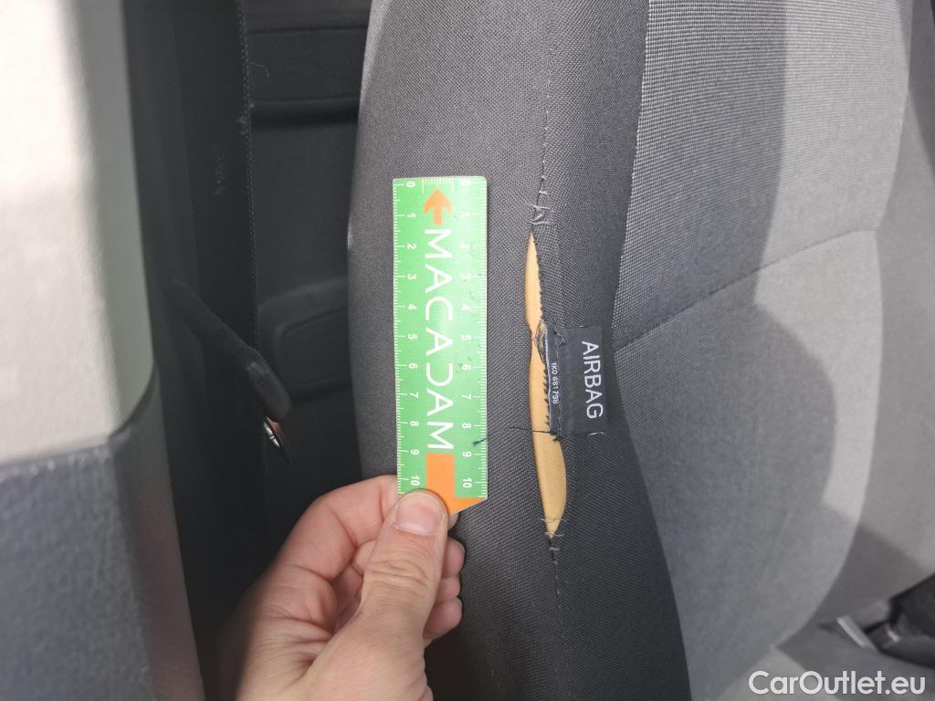  Volkswagen  Caddy VOLKSWAGEN  Van / 2015 / 4P / Fourgonnette 2.0 TDI 102 DSG6 Business Line Plus #16