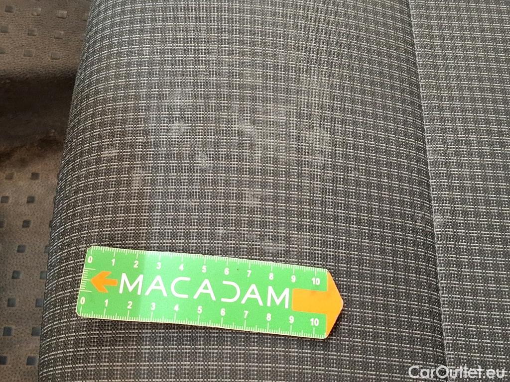  Volkswagen  Transporter VOLKSWAGEN  / 2019 / 4P / Fourgon tôlé 2.0 TDi 150 DSG7 L1H1 Business Line #58