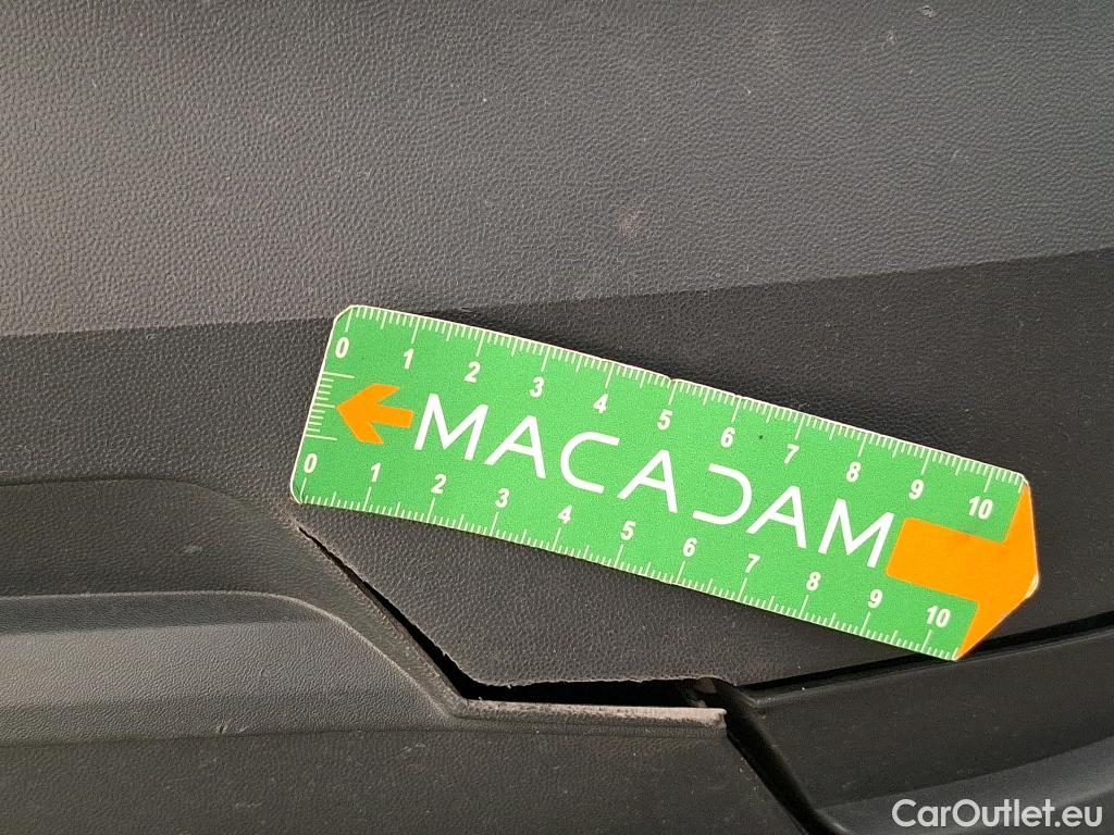  Volkswagen  Transporter VOLKSWAGEN  / 2019 / 4P / Fourgon tôlé 2.0 TDi 150 DSG7 L1H1 Business Line #2